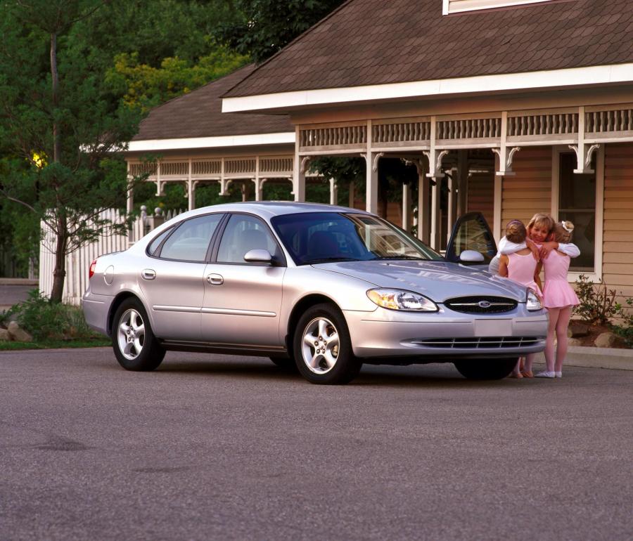  Ford Taurus 2000 года  (фото 63 из 92)